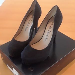 Black Suede Heels - 7.5 - EXCELLENT
